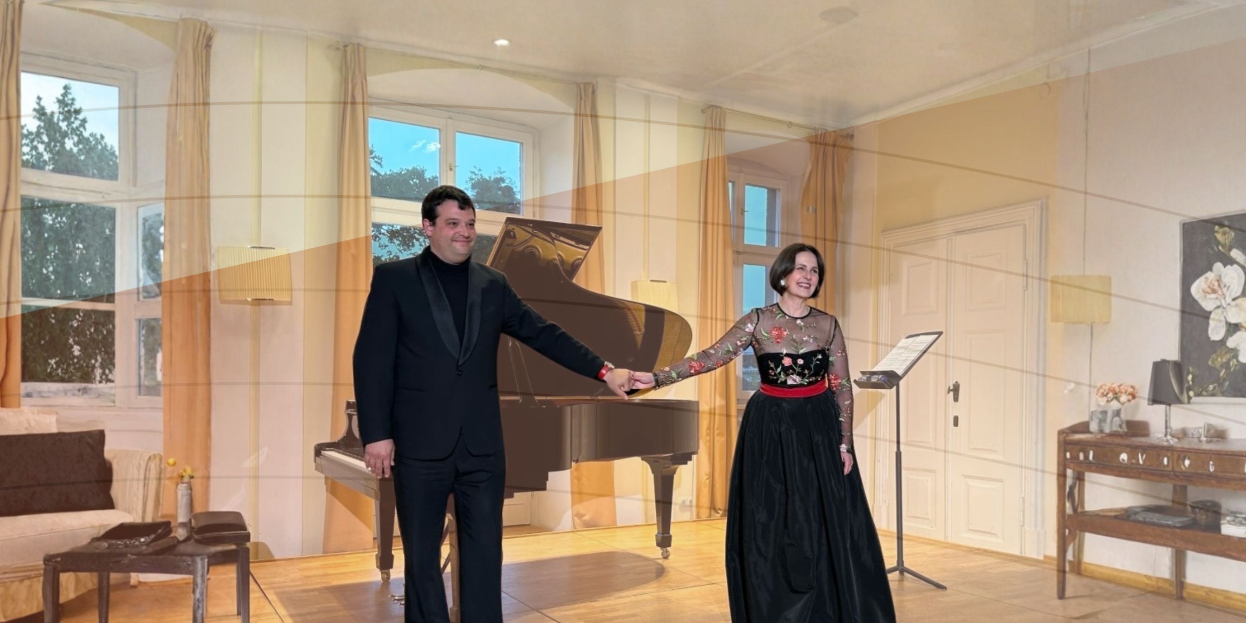 María Velasco, soprano, y Álvar Rubio, piano