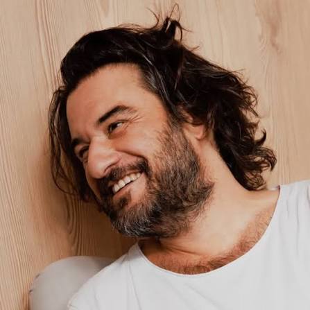 Coloquio con Manuel Jabois con motivo de la publicación de su libro "La víspera"